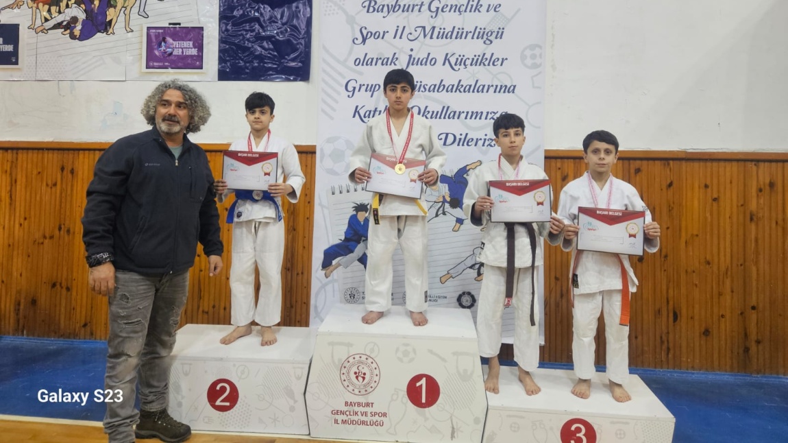 Öğrencimiz Furkan Yiğiter Okullararası Küçükler Judo Müsabakalarında Gurup Birincisi Oldu
